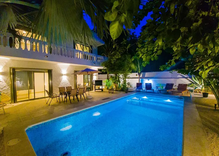 Villa Gorgeous In Aldea Zama With Club Access Tulum
